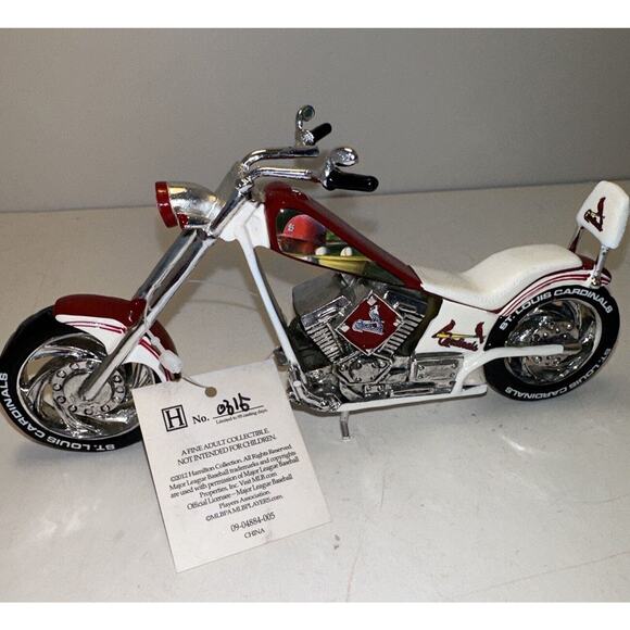 Hamilton Collection St. Louis Cardinals Motorcycle Figurine MLB‎ Baseball - Picture 1 of 16